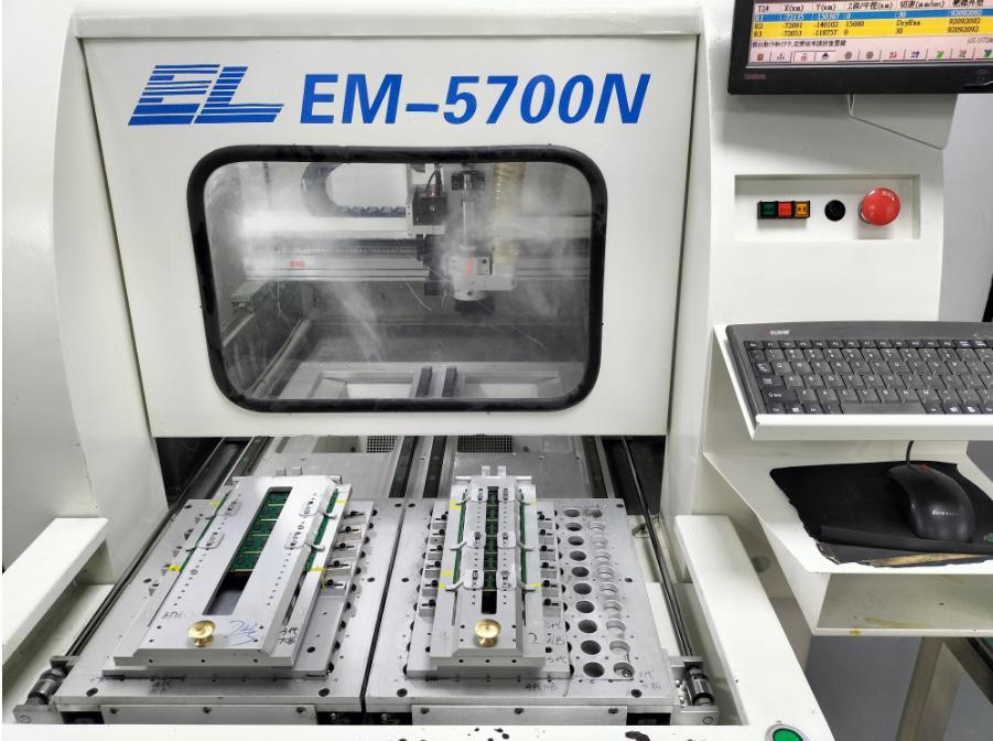 EM-5700N board separation machine in the workshop